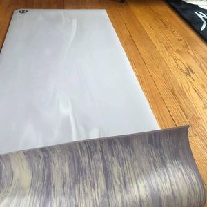LuluLemon The Reversible Mat 5mm